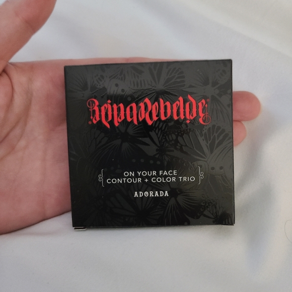 Reina rebelde Contour and color trio - Picture 2 of 5